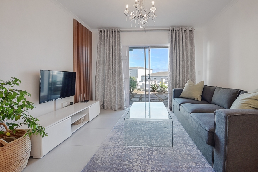 To Let 2 Bedroom Property for Rent in Big Bay Western Cape